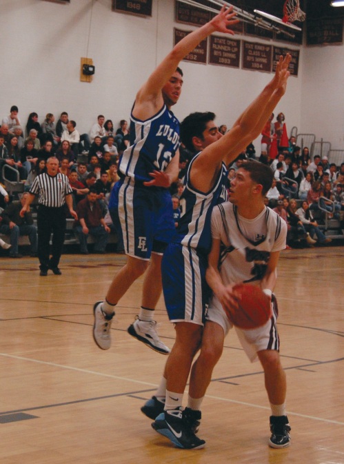 Even a double-team couldn't stop Anthony Mariano from scoring 29 points in Naugatuck's 53-45 win over Fairfield-Ludlowe in the opening round of the Class L state tournament.